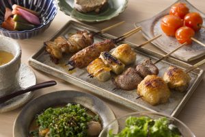 八王子で会食・接待・記念日・デートに使える、焼鳥とワインが自慢の居酒屋「焼鳥　高澤」の焼鳥5種をはじめとした料理画像